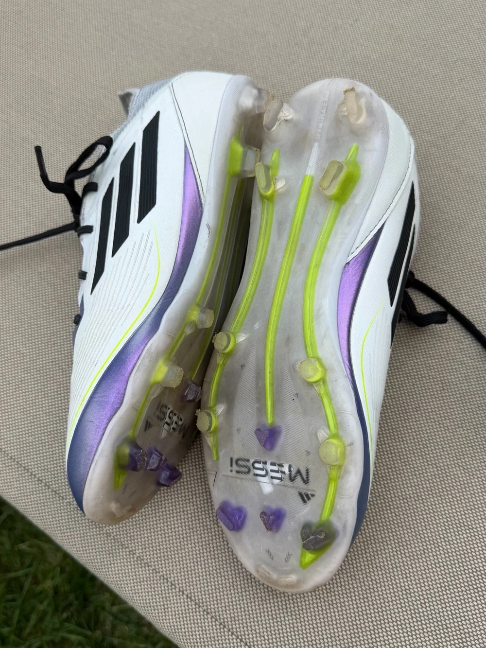 Adidas F50 Messi kids White & Purple Soccer Cleats 3.5Y